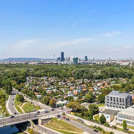 Sky9 Apartments District 3 Виена Екстериор снимка