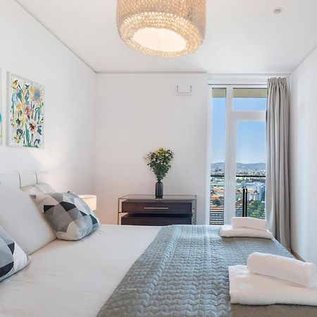 Sky9 Apartments District 3 Виена Екстериор снимка